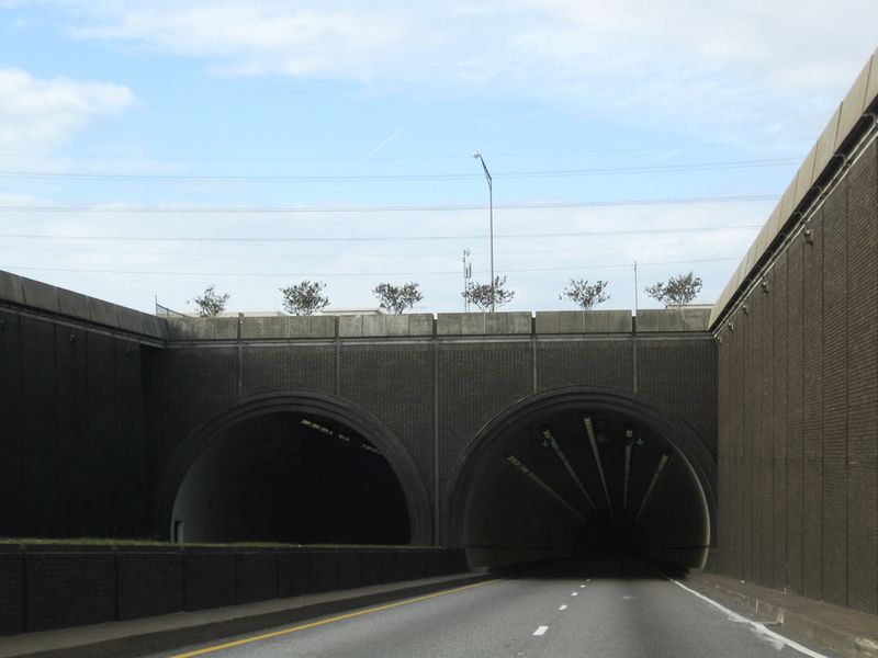 WallaceTunnelEntrance