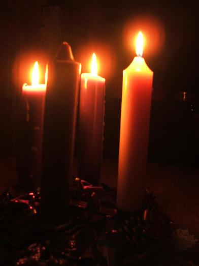 image from lightondarkwater.typepad.com